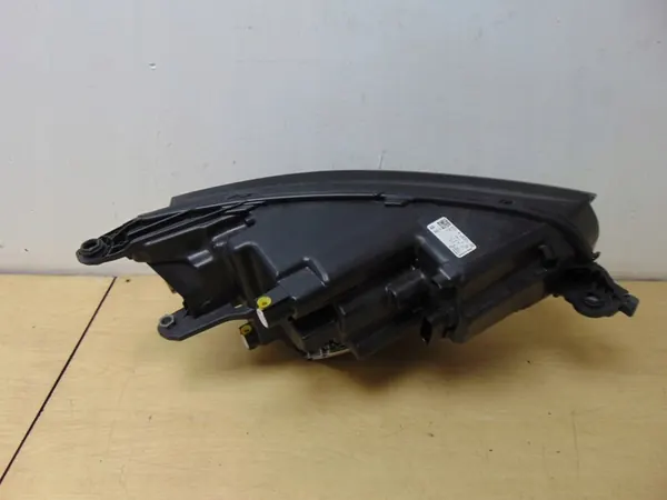 Vasen etuvalaisin Skoda Kodiaq 3 Full LED image 8