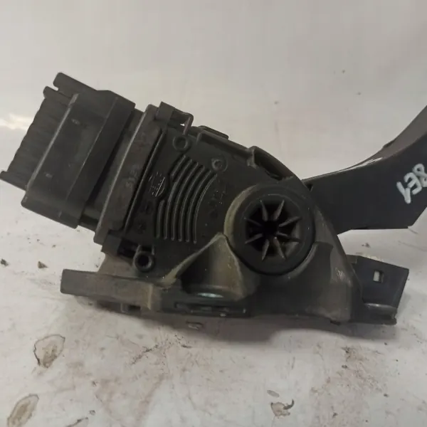 Potentiomètre de pédale d'accélérateur Volvo S60 OEM 6PV010834 image 6