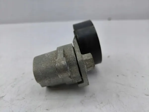 Audi Q3 2019 Keilriemenspanner OEM 04E145299L image 3