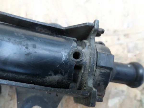 Válvula de vácuo turbo Toyota Previa D4D image 3