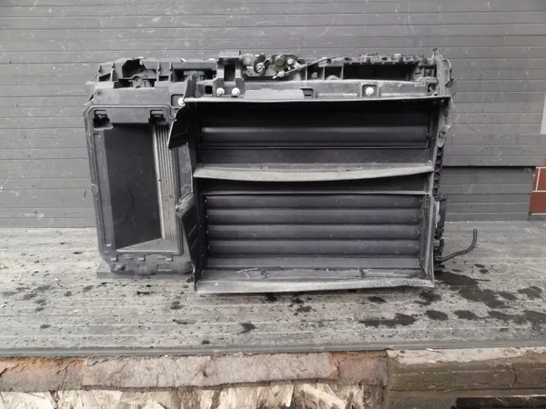 Juego de radiadores OEM 9832186380 para Peugeot 2008 II image 2