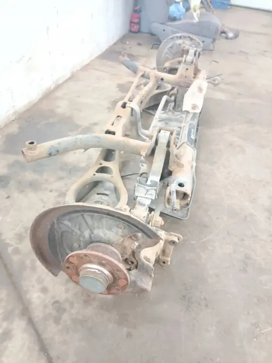 Volkswagen Hintere Schraubenfedern OEM ARA272175 image 3