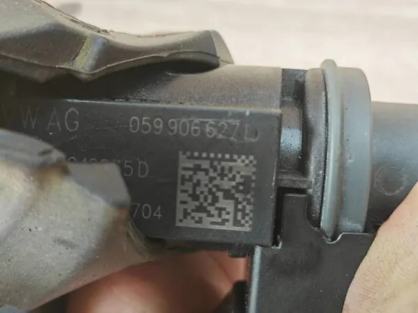 Válvula de vacío OEM 059906627L para Audi A6 C7 2.0 TDI image 7