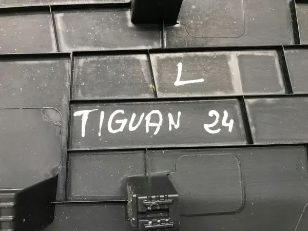 OEM 571867291 Couvre-poteau B gauche pour VW Tiguan image 4