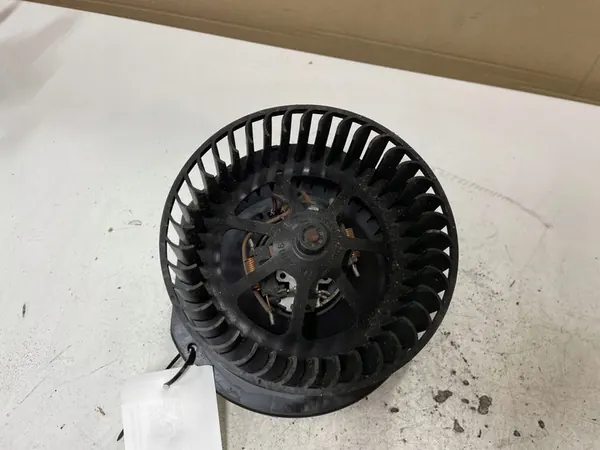 Motor de Aquecimento FORD GALAXY 1.9L diesel 1997 image 3