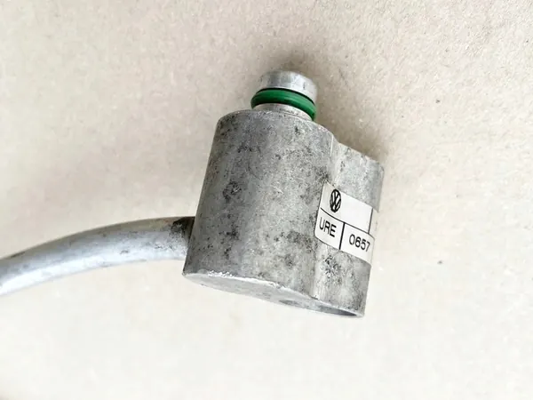 Ilmastointiletku VW T5 2.5 TDI 7H1820741R image 3