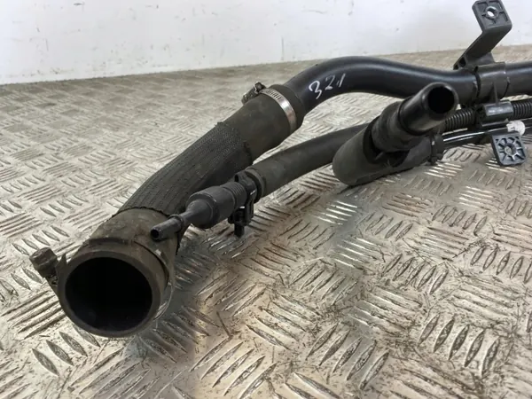 Pescoço de enchimento Hyundai Santa Fe OEM FOB34910 image 3