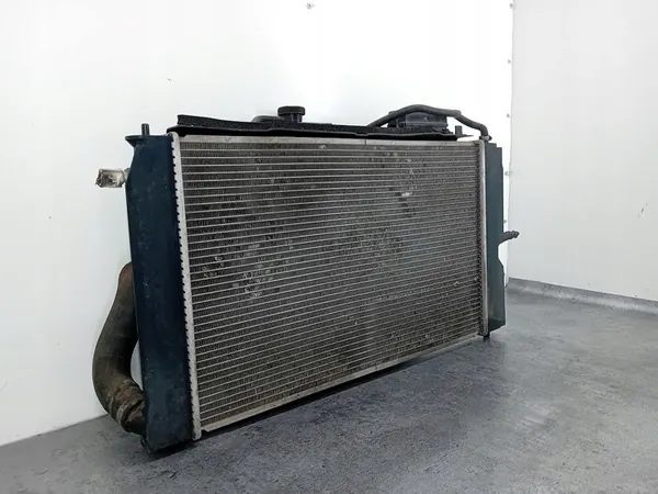 Radiador de agua con ventilador Corolla Verso I image 3