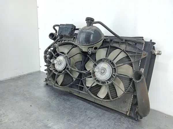 Radiador de agua con ventilador Corolla Verso I image 4