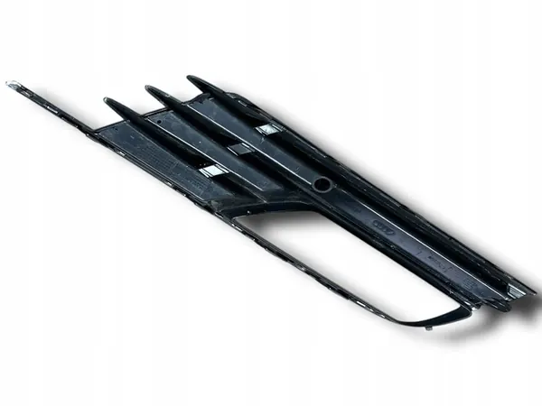 AUDI A3 8V Quadro de Farol de Neblina Esquerdo 8V5807681A image 2