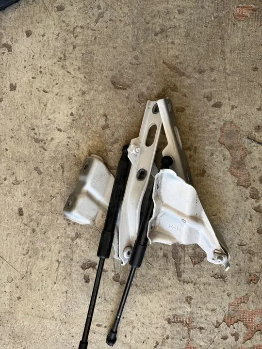 Bisagra Audi Q5 Delantera 8R0823302A 8R0823301A image 2