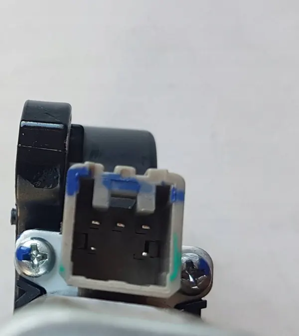 Subaru Forester Sitzmotor OEM 2347672402 image 3