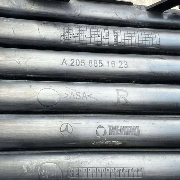 Grille de pare-chocs avant droite Mercedes C-Class W205 (14-19) A2058851623 image 6