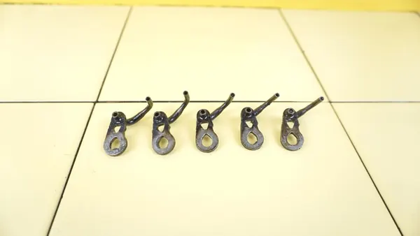 FORD KUGA MK1 2.5 B Bico de pulverização de óleo HYDB image 1