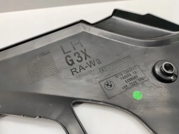 Parte do compartimento do motor Frente Direita BMW 5 G30 G31 7349603 image 5