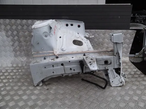 OEM 751159748R Subchassi dianteiro esquerdo Renault Talisman image 3