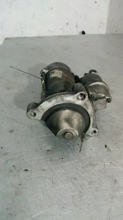 Motor de arranque Peugeot 407 2.0 HDI image 2