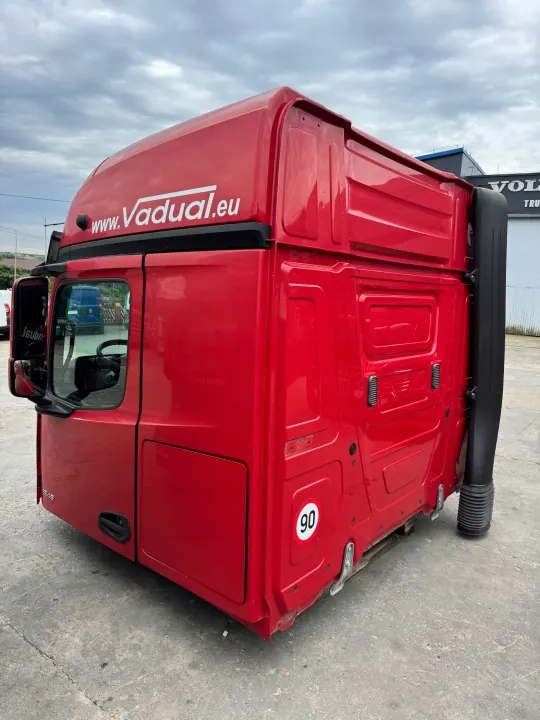 Kokonainen Big Space ohjaamo Mercedes Actros MP4 2018 image 4