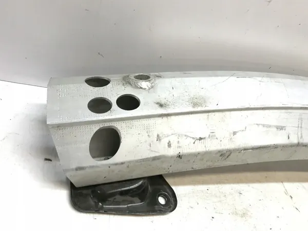 Tesla Model Y takapuskuri 1487616-00-A image 3