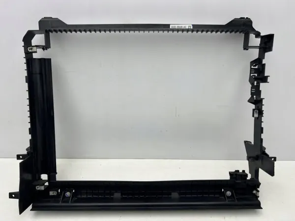 HK83-8B680-AG Radiatorbevestigingsframe voor Range Rover Velar image 2