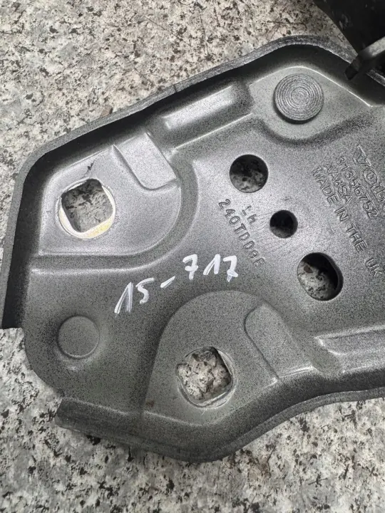 Dobradiça do Capô Esquerda OEM 31356752 Volvo XC40 2017-2024 image 5