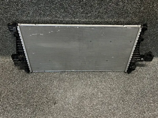 Volvo OE Kühlmittelkühler OEM CHŁODNICA WODY PŁYNU VOLVO C40 XC40 image 2