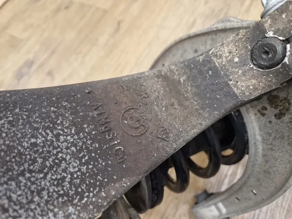 BMW F01 F02 F07 Mozzo Anteriore Destro RWD Completo 6775768 image 6