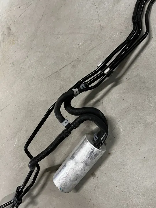 Linhas do Filtro de Combustível Audi A8 D5 3.0TDI image 5