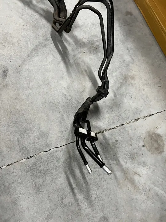 Linhas do Filtro de Combustível Audi A8 D5 3.0TDI image 6