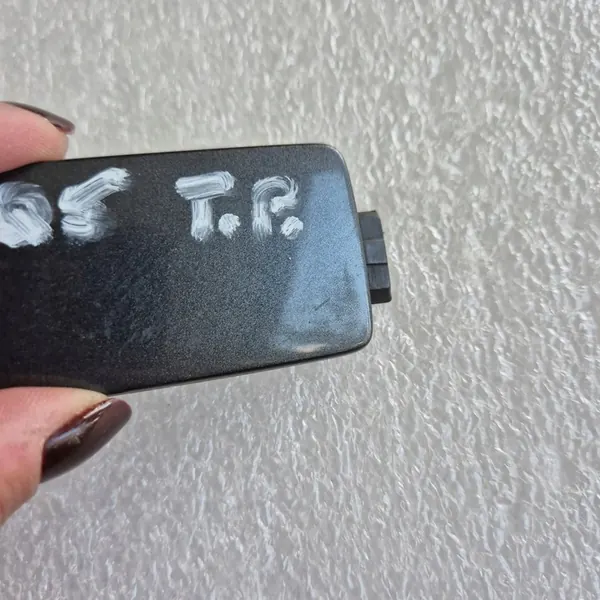 Tapa de parachoques trasero izquierda Audi Q5 8R S-LINE 8R0807449A image 2