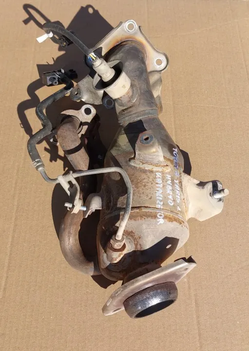 Toyota Yaris Cross 1.5 Hybrid KATALIZATOR OEM image 3