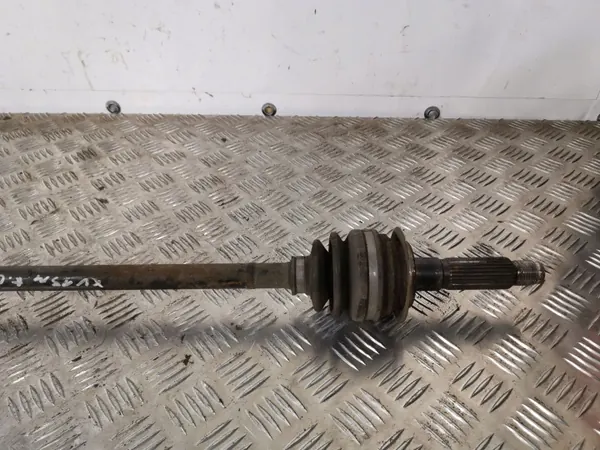 Subaru Bakaxel halvaxel OEM FBZ4718 - Begagnad image 3