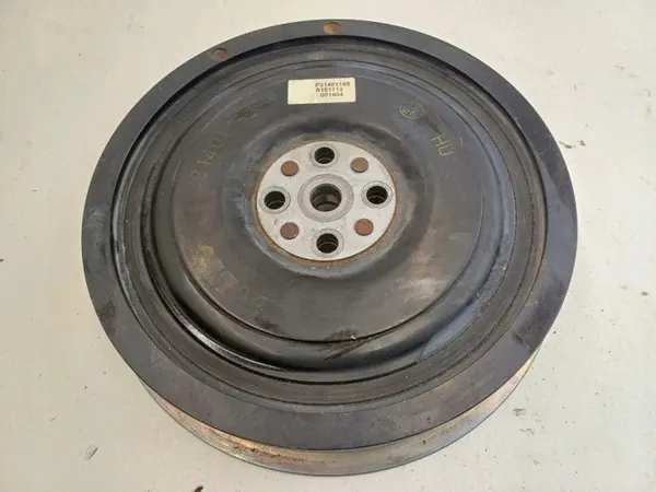 Volvo XC90 2016 Kampiakselin hihnapyörä OEM P31401195 image 2