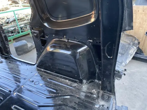 OEM 270627 Aile Arrière Droite pour Renault Kangoo III image 3