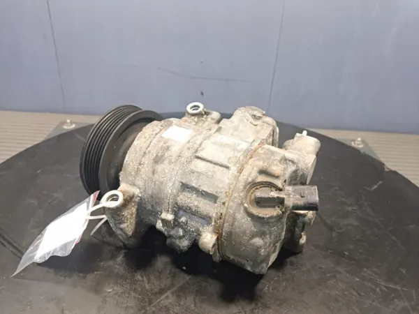 OEM 1K0820859T Klimakompressor für Skoda Octavia Combi II image 3