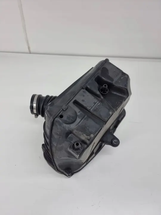 Begagnad Porsche luftfilter OEM 95b129607 för Macan image 4