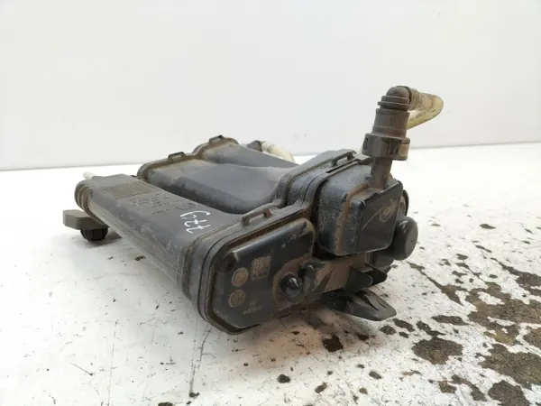 Boîtier Filtre à Carburant OEM 2Q0201801A Skoda Scala image 3