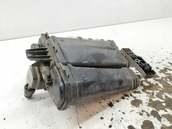 Boîtier Filtre à Carburant OEM 2Q0201801A Skoda Scala image 5