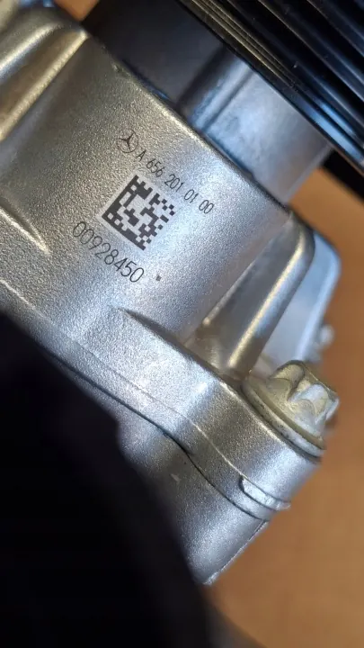 Pompe à eau OEM A6562010100 pour Mercedes-Benz image 3