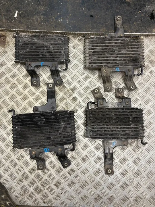 Refroidisseur d'huile Mitsubishi OE OEM CHŁODNICA image 2
