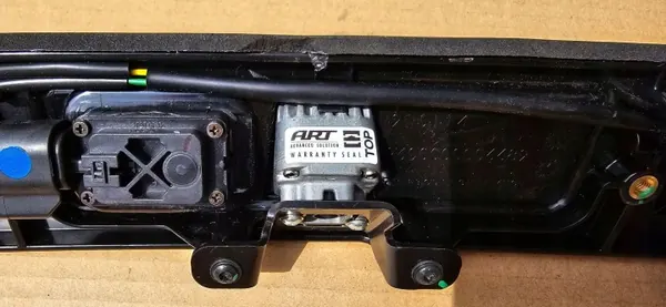 Ferrari Roma 2021 OEM 2600000006689 Kennzeichenleuchte image 4