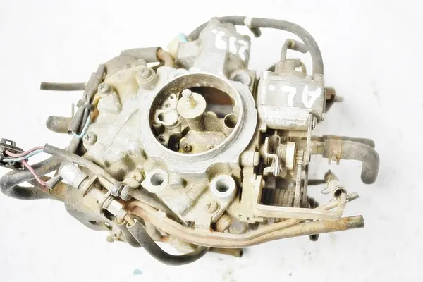 Carburador Nissan OEM 71023 30D 78B20 7130 - Usado image 8