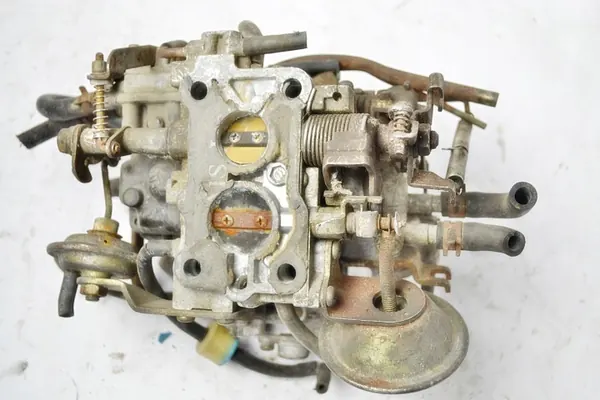 Carburador Nissan OEM 71023 30D 78B20 7130 - Usado image 9