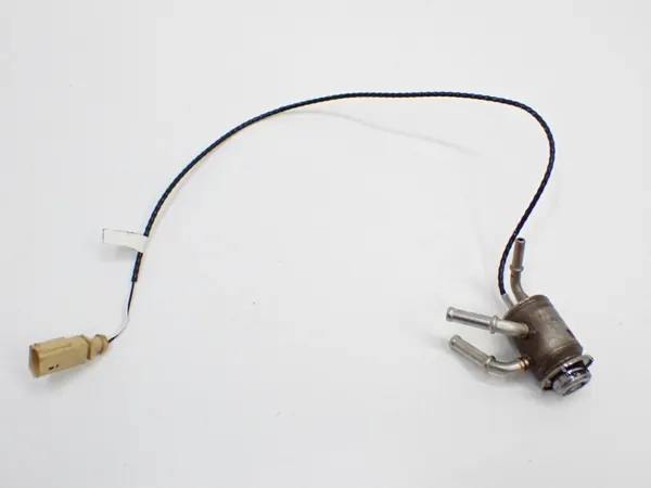 Inyector AdBlue OEM 05L131113H para Audi 2.0 TDI image 2
