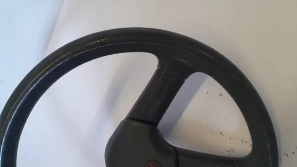 VW POLO I ohjauspyörän tulppa OEM VWW POLLO I KIEROWNICA image 3