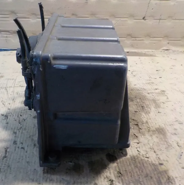 Pompe AdBlue DAF d'occasion OEM 1818625 XF 105 image 5