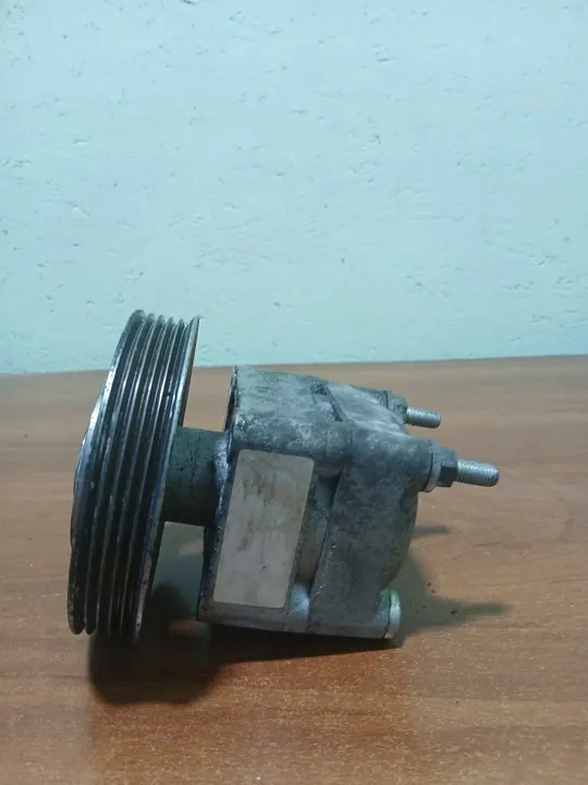 Assistência de Direção VOLVO V70 II 31280320 image 4