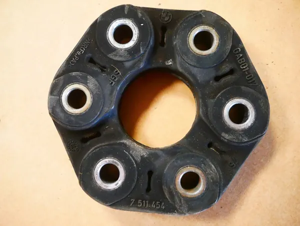 Acoplamento de borracha do eixo de transmissão BMW 7511454 image 3