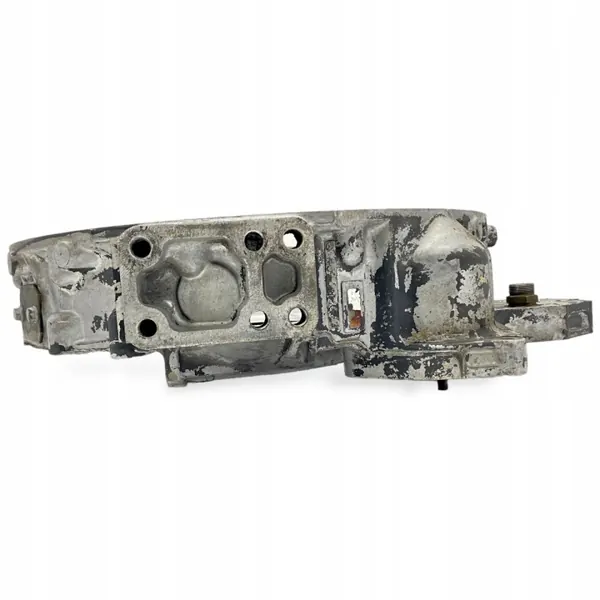 A4570152102 Mercedes-Benz Svänghjulshus - Begagnad image 4