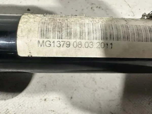 Etuvakain OEM 95534370180 Porsche Cayenne -lle image 4